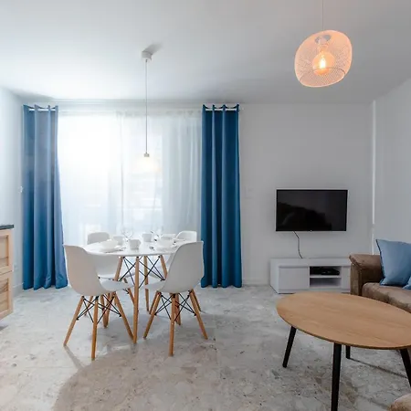 Apartment Klifowa 59 *